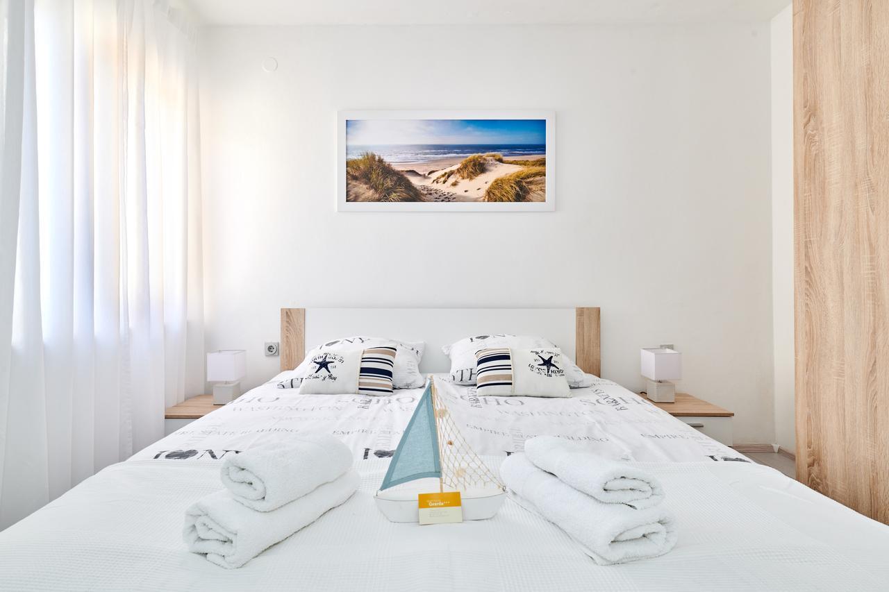 Apartments Gvarda 우마그 외부 사진